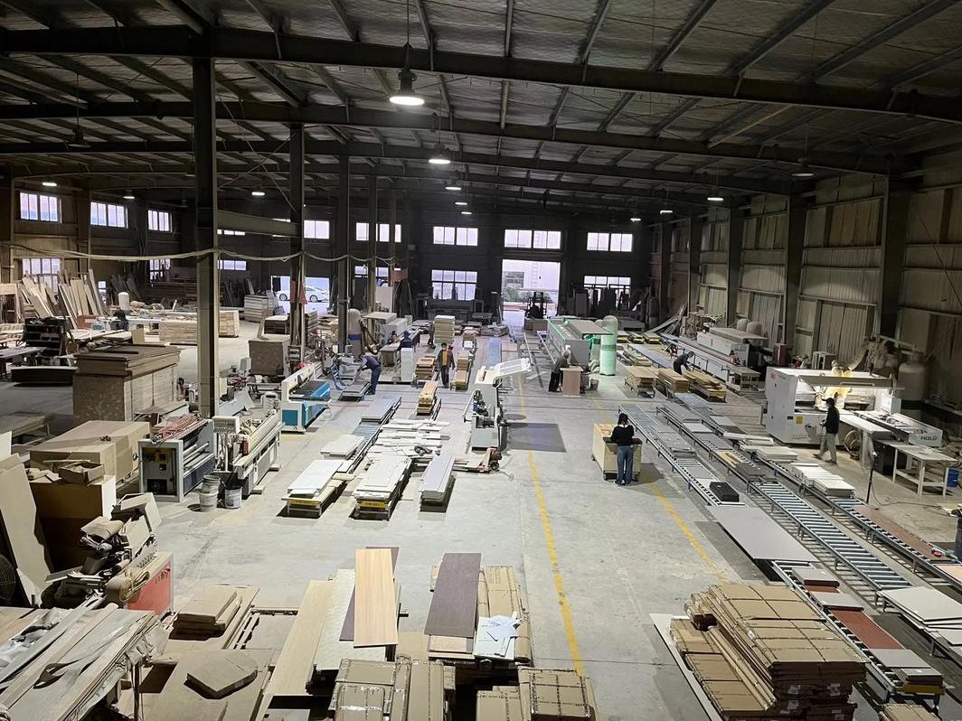 南京优冠办公家具有限公司